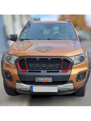 Maska Ford Ranger T8 Wildtrak (2019–2022) černá s červenými rámečky